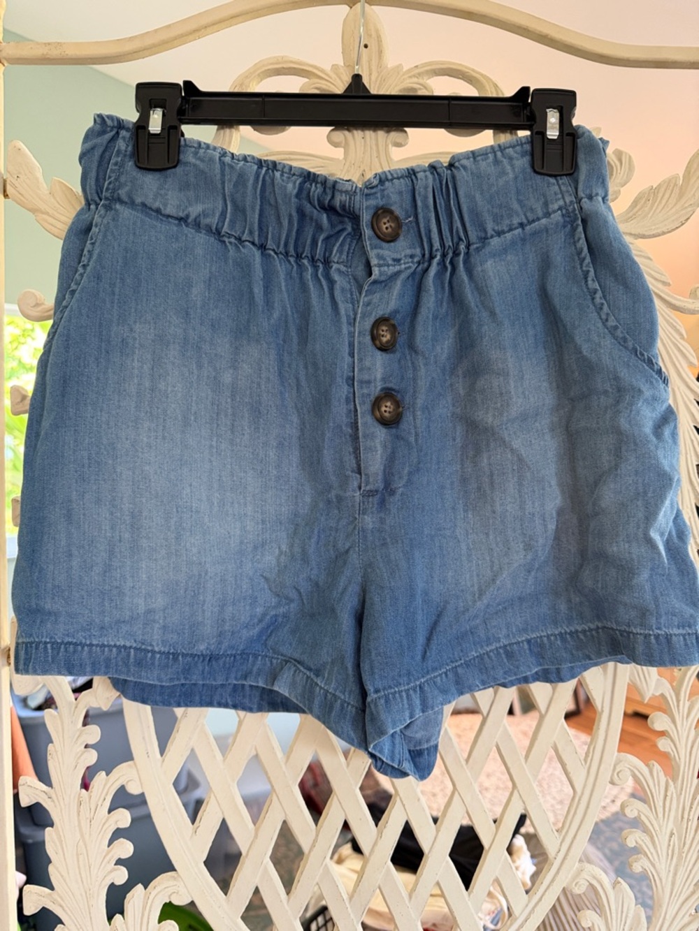 Women's Light Blue Denim Button-Front Elastic Waist Shorts